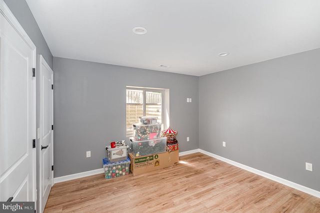 24846 SOMERBY DR, Chantilly, VA 20152