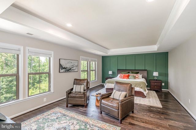 24846 SOMERBY DR, Chantilly, VA 20152
