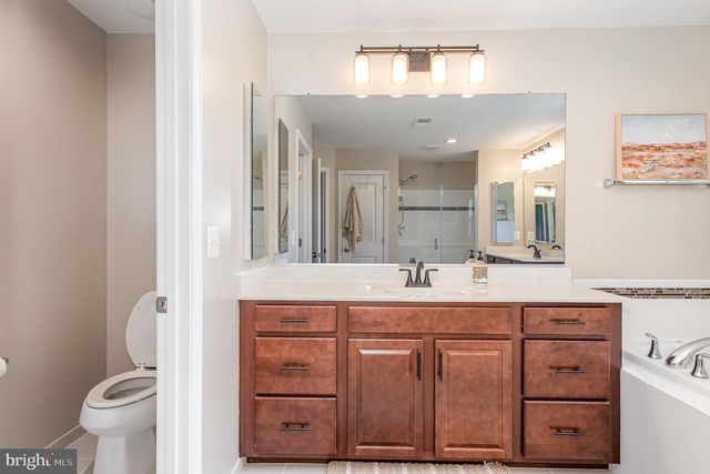 24846 SOMERBY DR, Chantilly, VA 20152