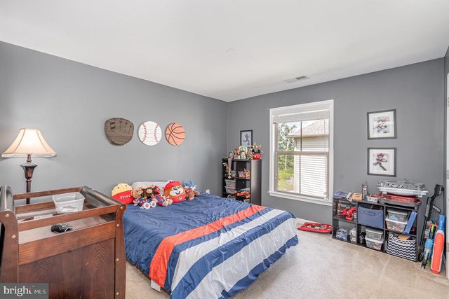 24846 SOMERBY DR, Chantilly, VA 20152
