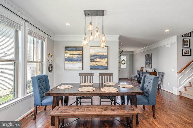 24846 SOMERBY DR, Chantilly, VA 20152