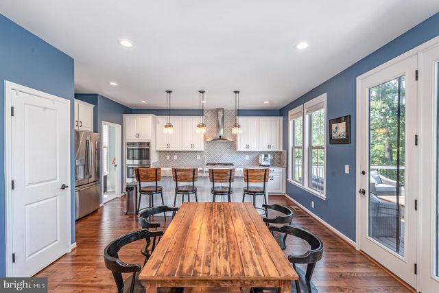24846 SOMERBY DR, Chantilly, VA 20152