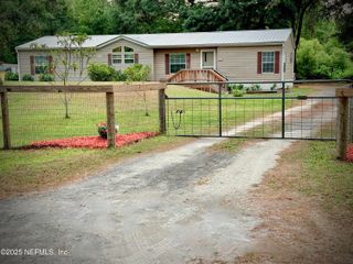 115 LAKE Street, Palatka, FL 32177