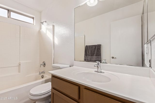 11413 W LOCUST Lane, Avondale, AZ 85323