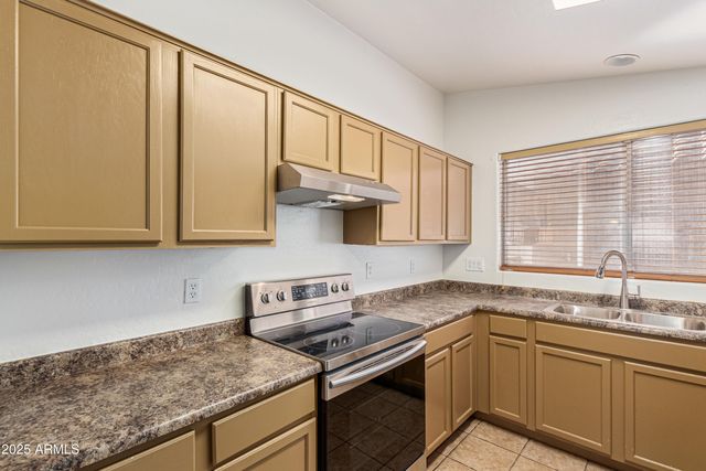 11413 W LOCUST Lane, Avondale, AZ 85323