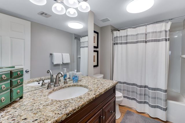 774 Sundial Court 104, Fort Walton Beach, FL 32548