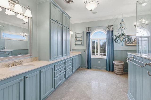 2325 Barbe Street, Lake Charles, LA 70601