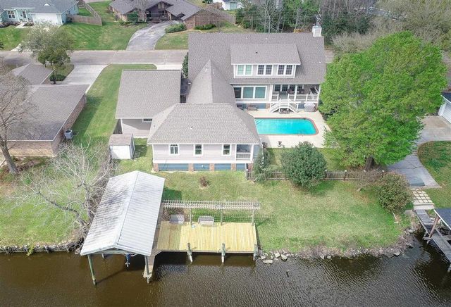 2325 Barbe Street, Lake Charles, LA 70601