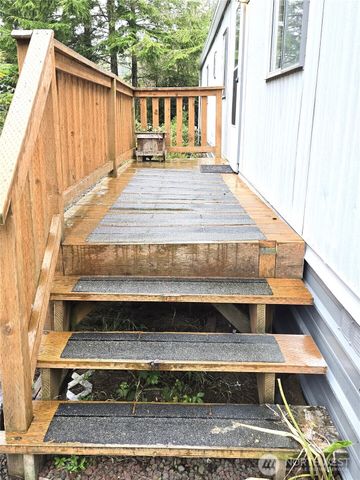 20215 Crane Place, Ocean Park, WA 98640