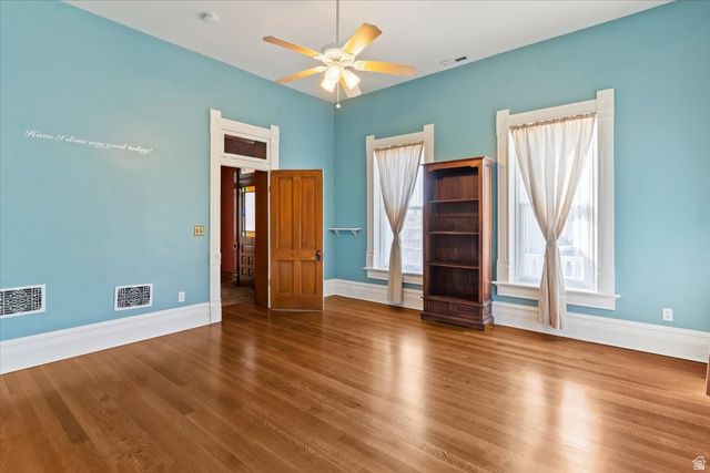 42 W CENTER ST, Kaysville, UT 84037
