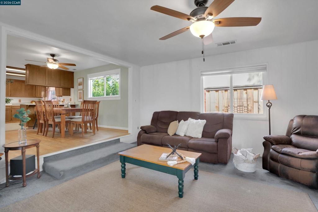 Image 15 of property listing at 2673 Kennedy St, Livermore, CA 94551