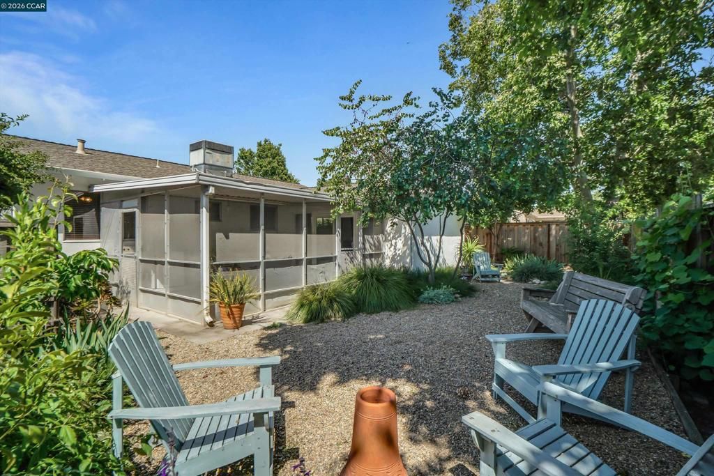 Image 29 of property listing at 2673 Kennedy St, Livermore, CA 94551