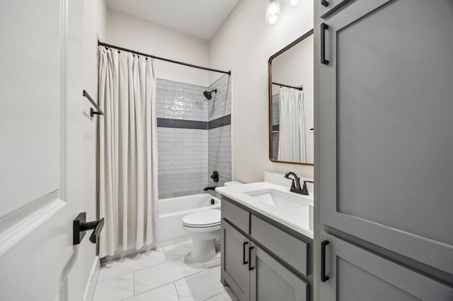 20450 County Road 637, Nevada, TX 75173