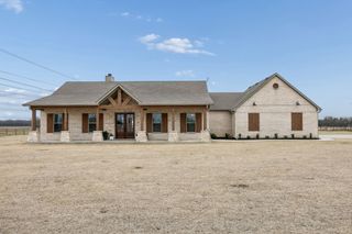 20450 County Road 637, Nevada, TX 75173