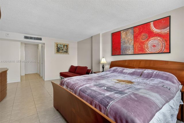 1849 S Ocean Dr 1402, Hallandale Beach, FL 33009