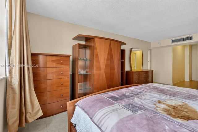 1849 S Ocean Dr 1402, Hallandale Beach, FL 33009