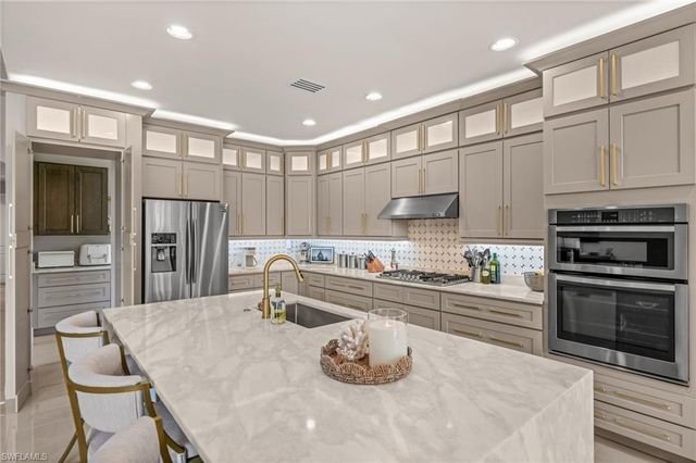 23412 Sanabria LOOP, Bonita Springs, FL 34135