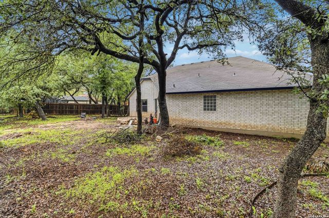 10903 BRISTLE OAK DR, San Antonio, TX 78249