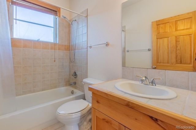 207 Bella Vista Court 215, Grand Lake, CO 80447