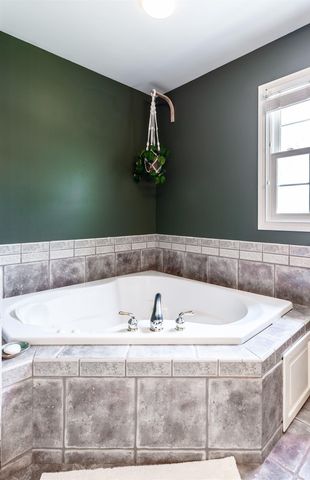 5013 Cider Mill Court, Evansville, IN 47711