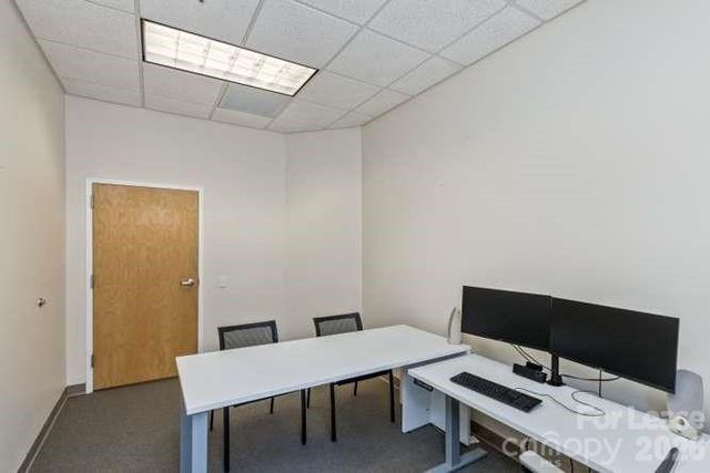 56 College Street 201, Asheville, NC 28801