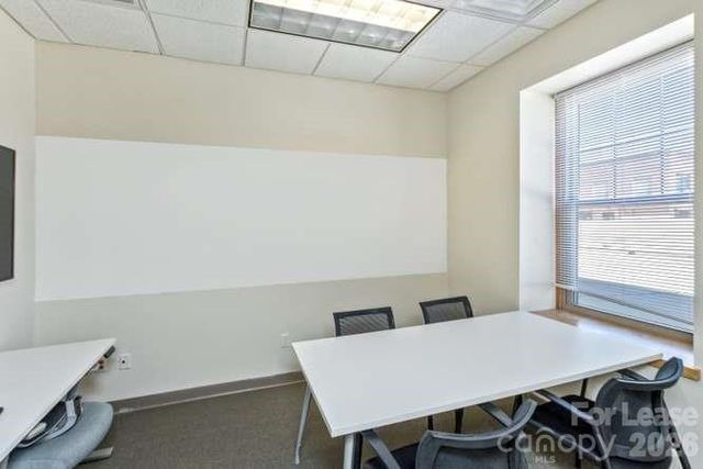 56 College Street 201, Asheville, NC 28801