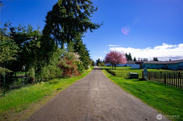 787 N Kendall Road, Sequim, WA 98382