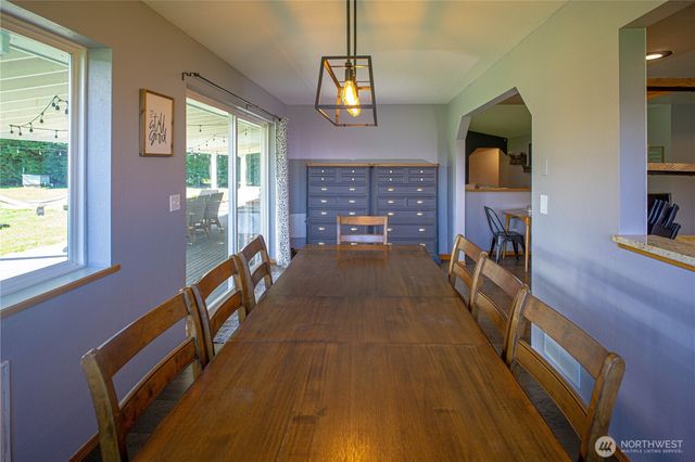 787 N Kendall Road, Sequim, WA 98382