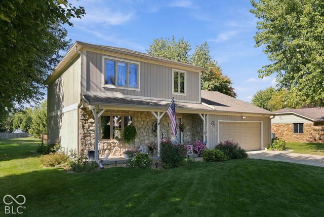 592 Echo Bend Boulevard, Greenwood, IN 46142