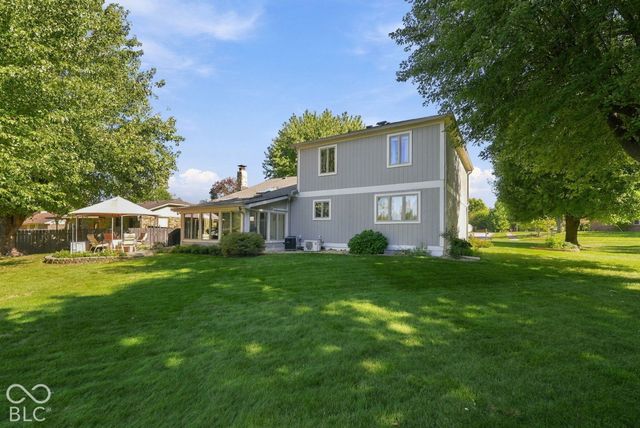 592 Echo Bend Boulevard, Greenwood, IN 46142