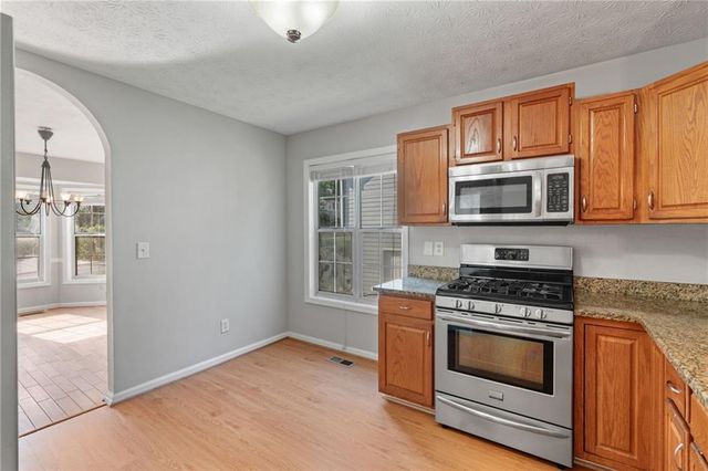 2573 Kennesaw Springs NW Court, Kennesaw, GA 30144