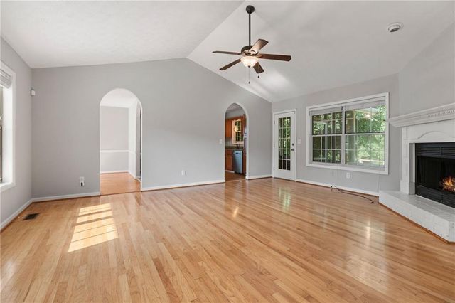 2573 Kennesaw Springs NW Court, Kennesaw, GA 30144