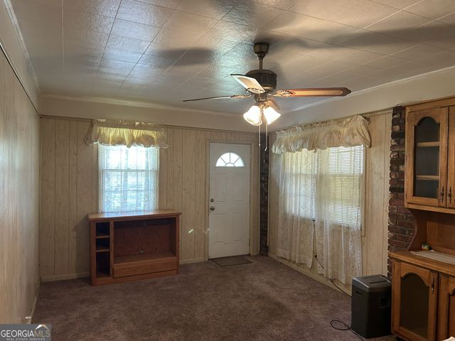 4884 Maurice Drive NW, Lilburn, GA 30047