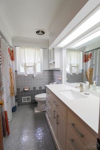 3743 Langhorst Court, Sycamore Twp, OH 45236