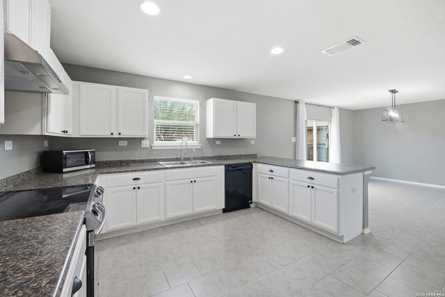 186 Granite Mist, Universal City, TX 78148