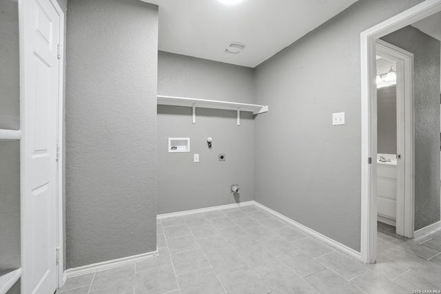 186 Granite Mist, Universal City, TX 78148