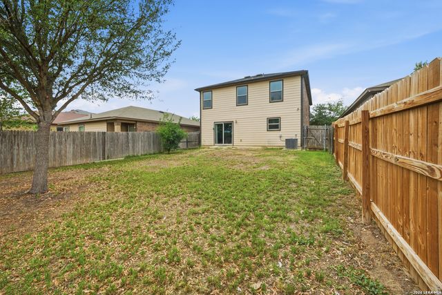 186 Granite Mist, Universal City, TX 78148