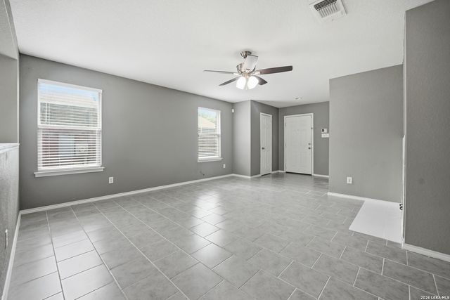 186 Granite Mist, Universal City, TX 78148