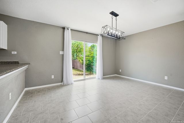 186 Granite Mist, Universal City, TX 78148