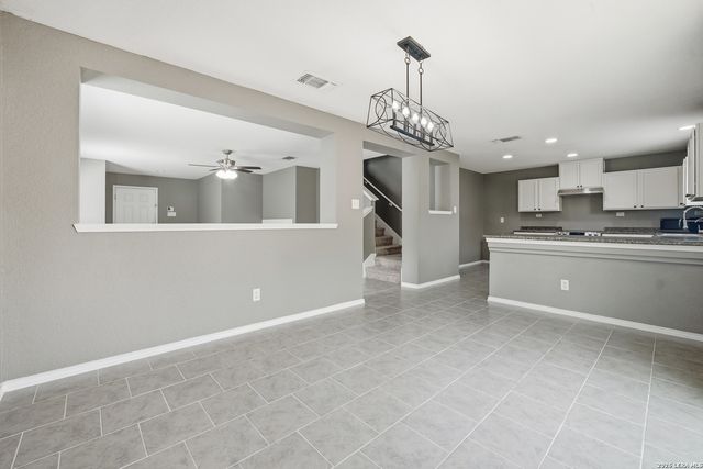 186 Granite Mist, Universal City, TX 78148