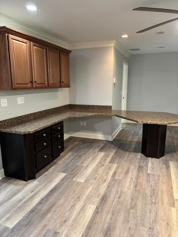 3118 Custer Drive A, Lexington, KY 40517