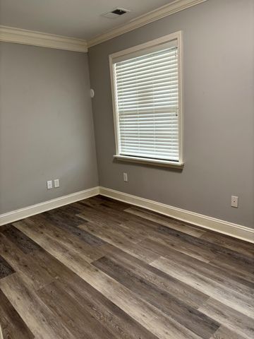 3118 Custer Drive A, Lexington, KY 40517