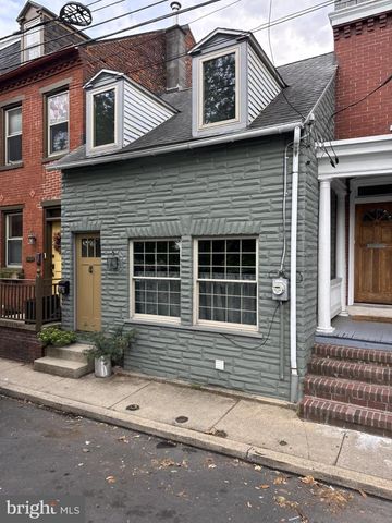 232 E LEMON ST, Lancaster, PA 17602
