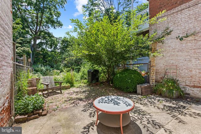 232 E LEMON ST, Lancaster, PA 17602