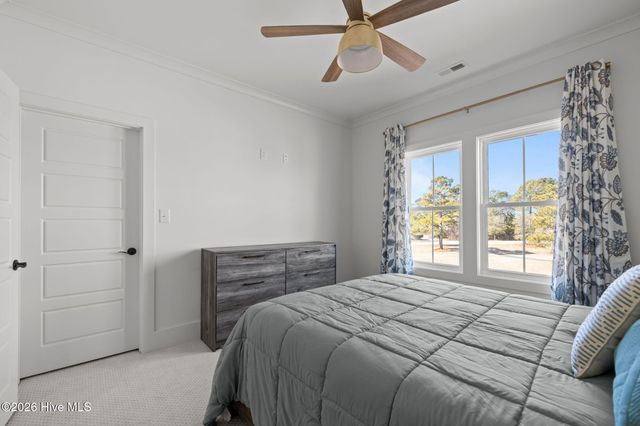 303 Cannonsgate Drive, Newport, NC 28570