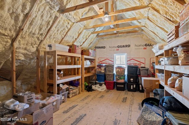 303 Cannonsgate Drive, Newport, NC 28570