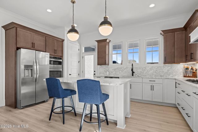 303 Cannonsgate Drive, Newport, NC 28570