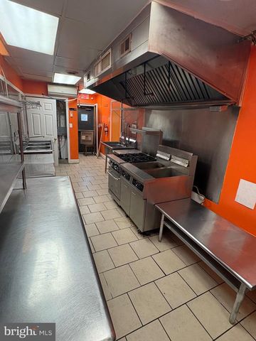 1605 E WADSWORTH AVE, Philadelphia, PA 19150