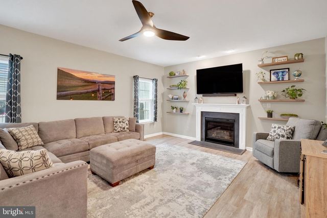 29 BEE TREE CIRCLE, New Freedom, PA 17349