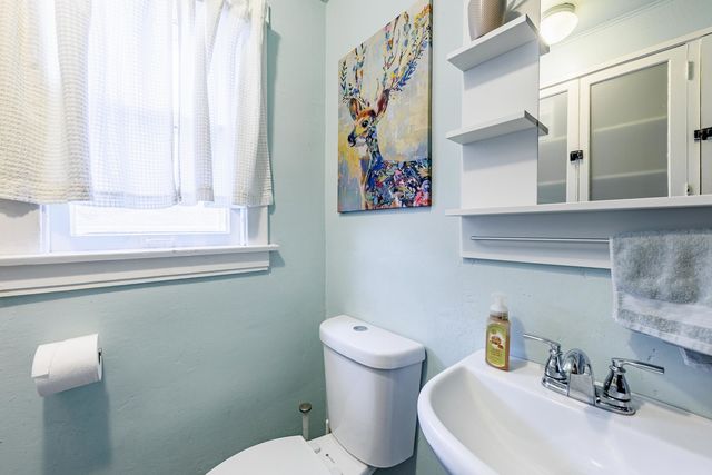 410 Repton Road, Riverside, IL 60546